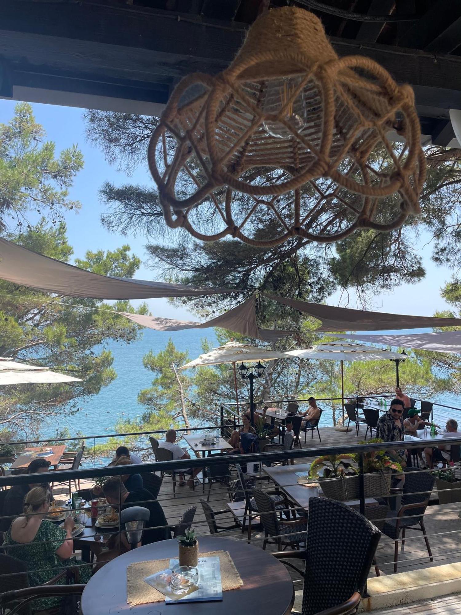Corpus A - Hotel Albatros Ulcinj Exterior foto